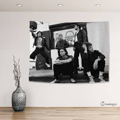بک دراپ بند د نیبر هود - The Neighbourhood