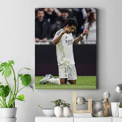 تابلو کنواس (بوم) رودریگو - Rodrygo 3