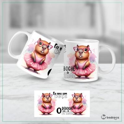 ماگ  کاپیبارا پرنسسی صورتی عینک‌دار – طرح کیوت Deboche na Rinde   