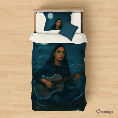 روتختی یک نفره دختر ایرانی با گیتار در ساحل شب