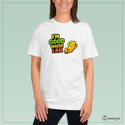 تی شرت زنانه تایپوگرافی من همین‌جا خوبم