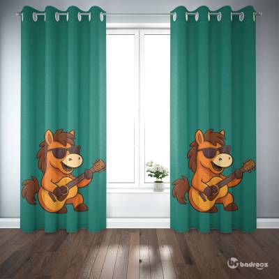 پرده پانچ اسب کارتونی گیتاریست