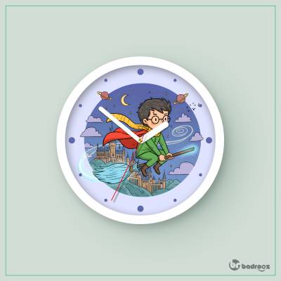 ساعت دیواری  هری پاتر با لباس شازده کوچولو