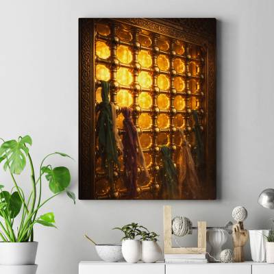 تابلو کنواس (بوم) پنجره نور و دعا