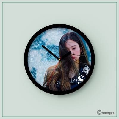 ساعت دیواری  jennie-solo