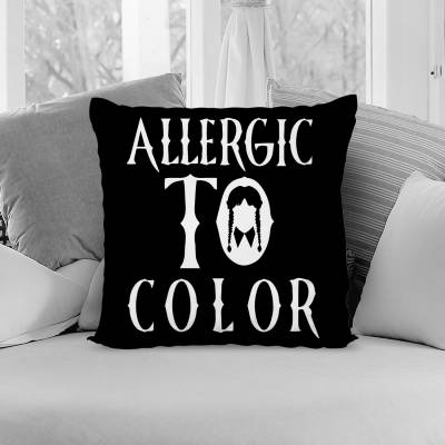کوسن  wednesday allergic to color
