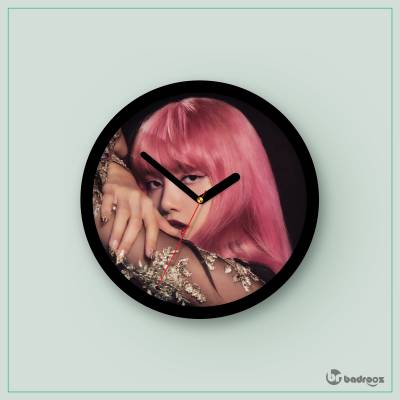 ساعت دیواری  lisa 37