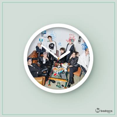 ساعت دیواری  Stray Kids Go