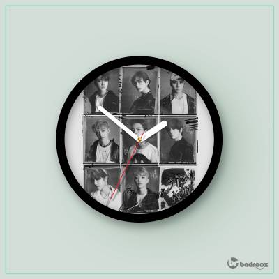 ساعت دیواری  Stray Kids Go 2