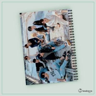 دفتر یادداشت stray kids maxident