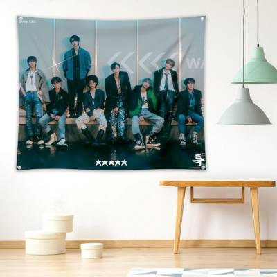 دراپ بنر stray kids 5 star 3