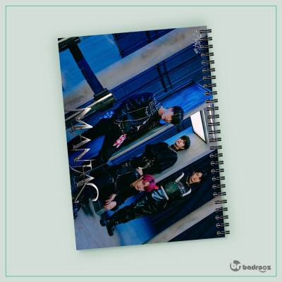 دفتر یادداشت stray kids 7