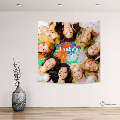 بک دراپ مربع twice fanfare 2
