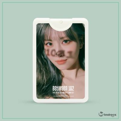 عطرجیبی twice  momo