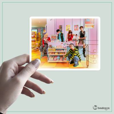 استیکر txt fight or escape