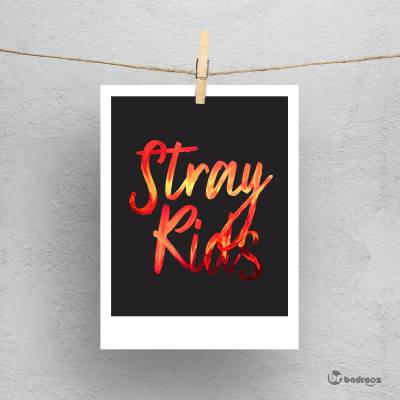 پولاروید stray kids logo 3