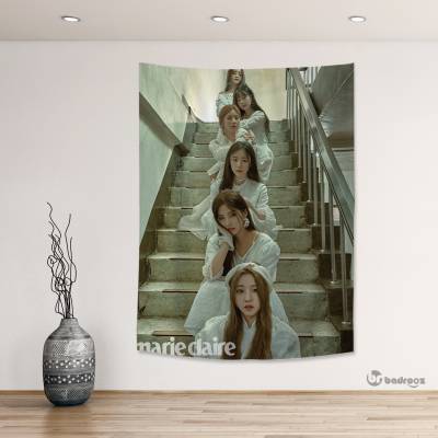 بک دراپ g-idle