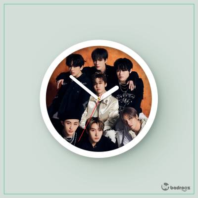 ساعت دیواری  NCT Dream Dreaming