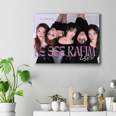 تابلو کنواس (بوم) le sserafim 2