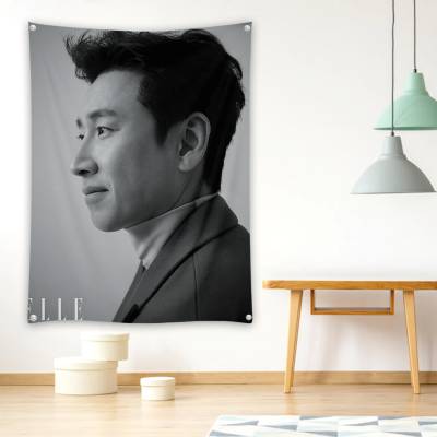 دراپ بنر Lee Sun-kyun