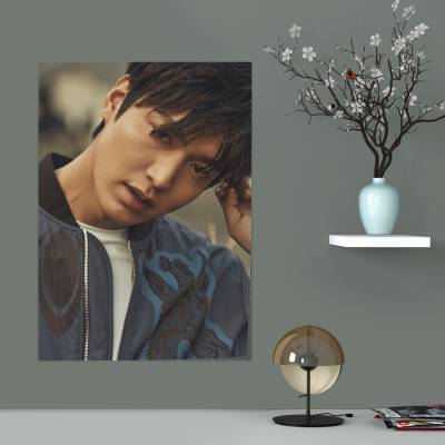 پوستر سیلک LEE MINHO