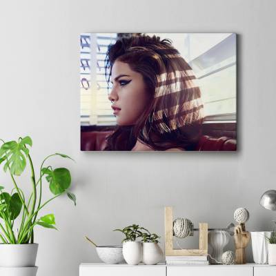 تابلو کنواس (بوم) طرح سلنا گومز - 3