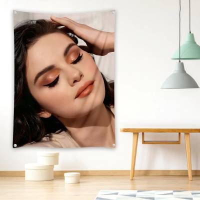 دراپ بنر طرح سلنا گومز - 6
