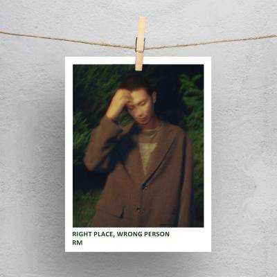 پولاروید(فتوکارت) RM  Right Place, Wrong Person