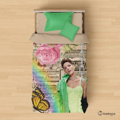 روتختی یک نفره طرح هالزی با پس زمینه روزنامه ای و گل صورتی