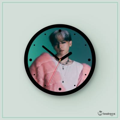 ساعت دیواری  baekhyun exo