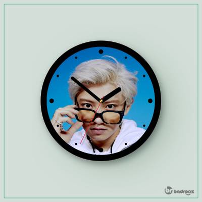 ساعت دیواری  chanyeol exo1